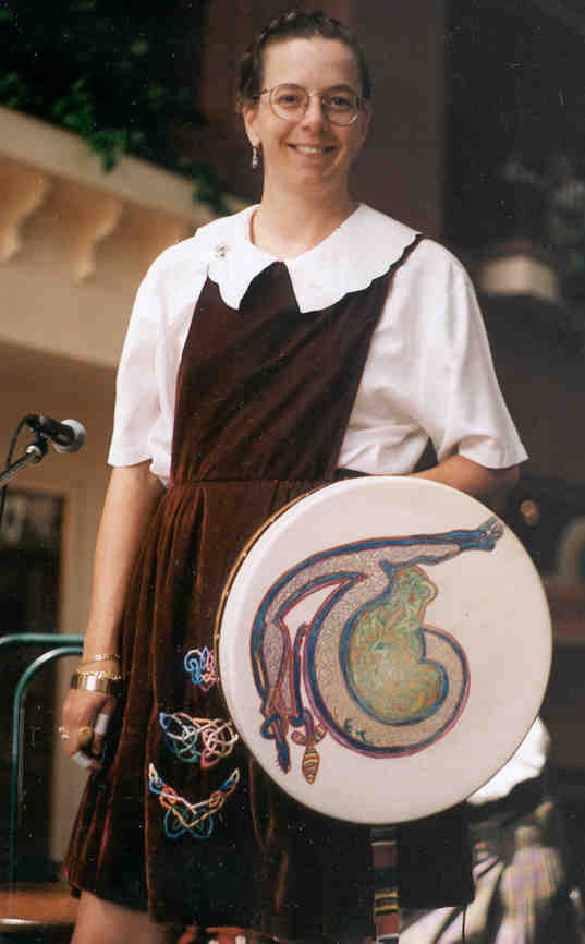 Jane and her bodhran at Festival by the Sea